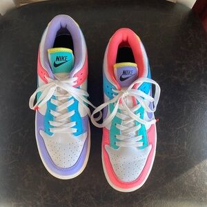 Nike Colorful Low-Top Sneakers